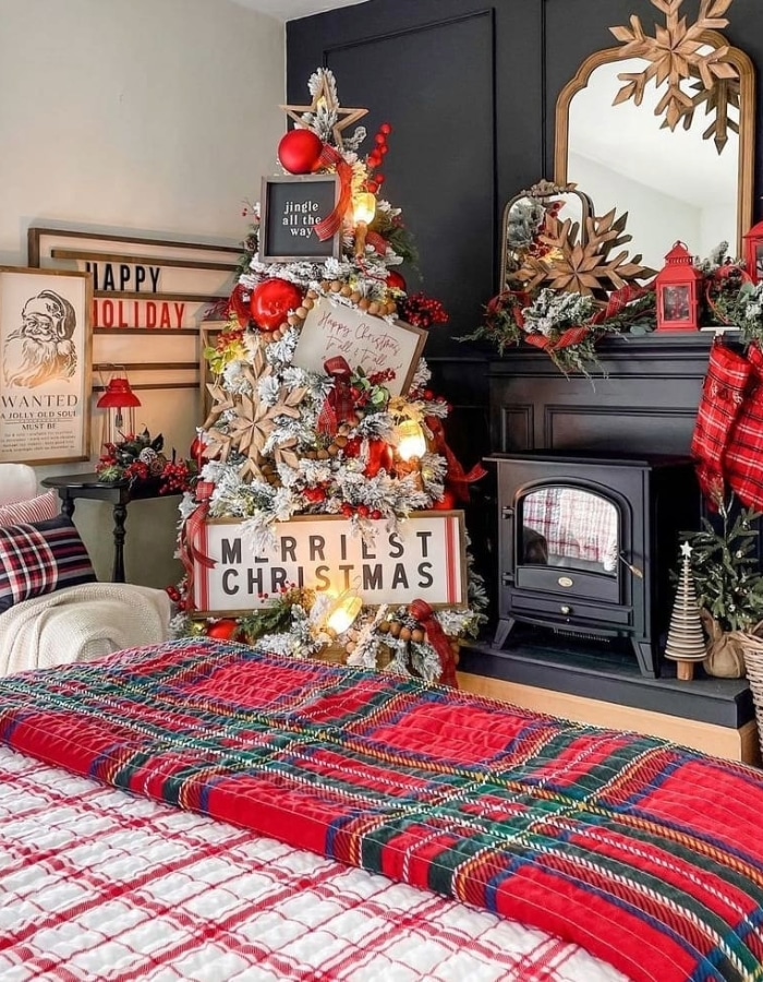 deckthehalls(akayourbedroom)fortheholidaystop