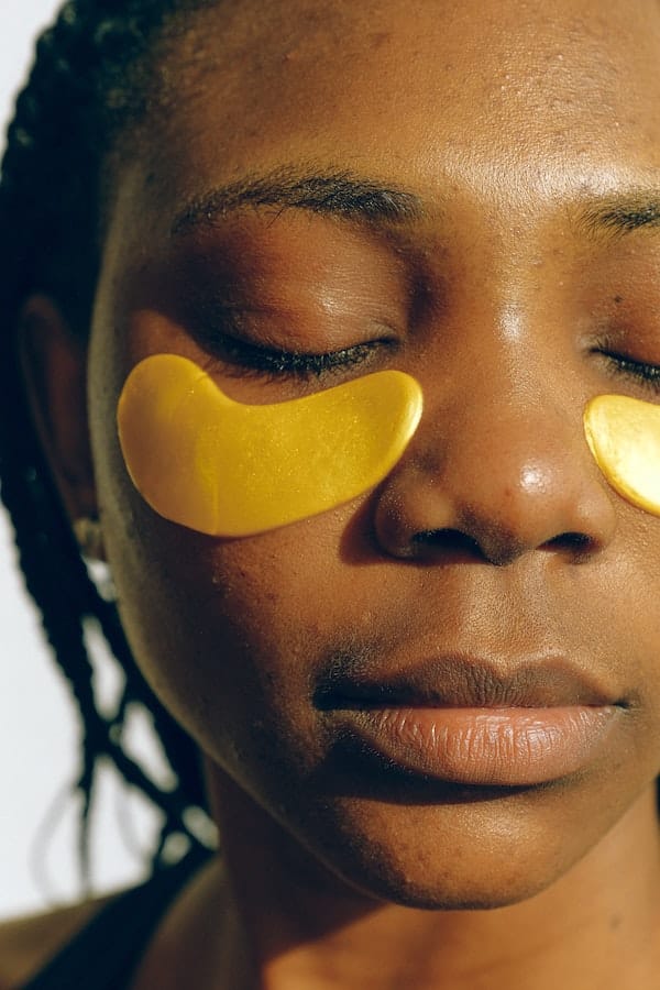 eyemaskskinspotted