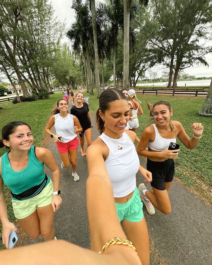 renee_noe_workout_bff_exercise_run_club_miami_.jpg