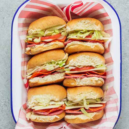 yummylunchinspohawaiianrollsliders